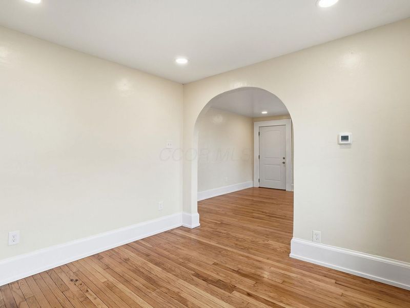 270 S Cypress Avenue , Columbus, OH 43223 Photo 8