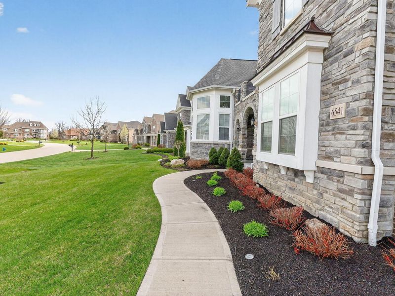 6541 Marshview Drive, Hilliard, OH 43026 Photo 12