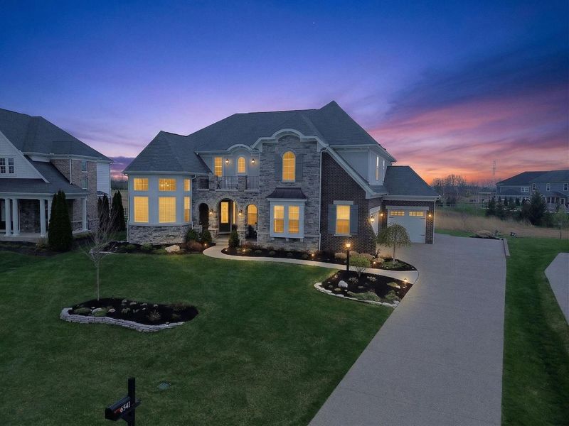 6541 Marshview Drive, Hilliard, OH 43026 Photo 2