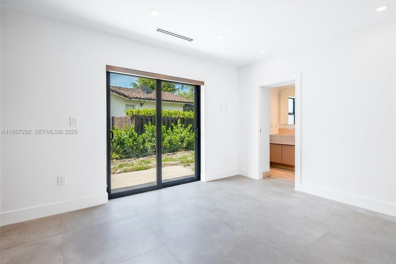 13306 SW 58th Ct , Pinecrest, FL 33156 Photo