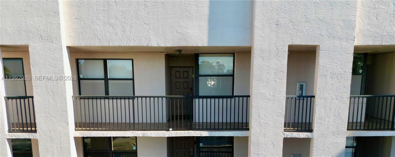 10360 NW 30th Ct, Unit 303, Sunrise, FL 33322 Photo
