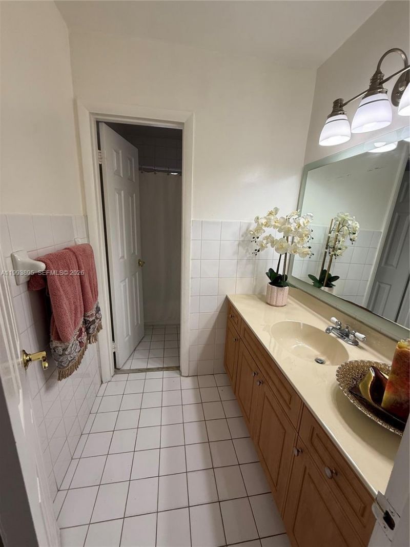 5223 NW 168th Ter , Miami Gardens, FL 33055 Photo