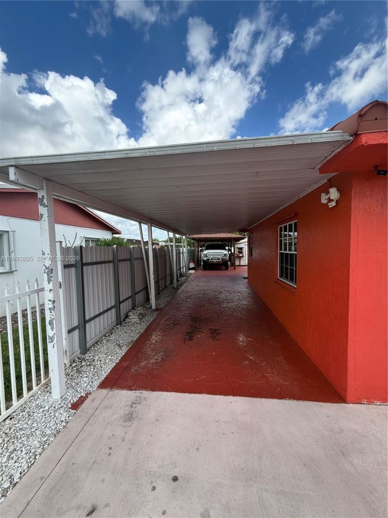 5223 NW 168th Ter , Miami Gardens, FL 33055 Photo