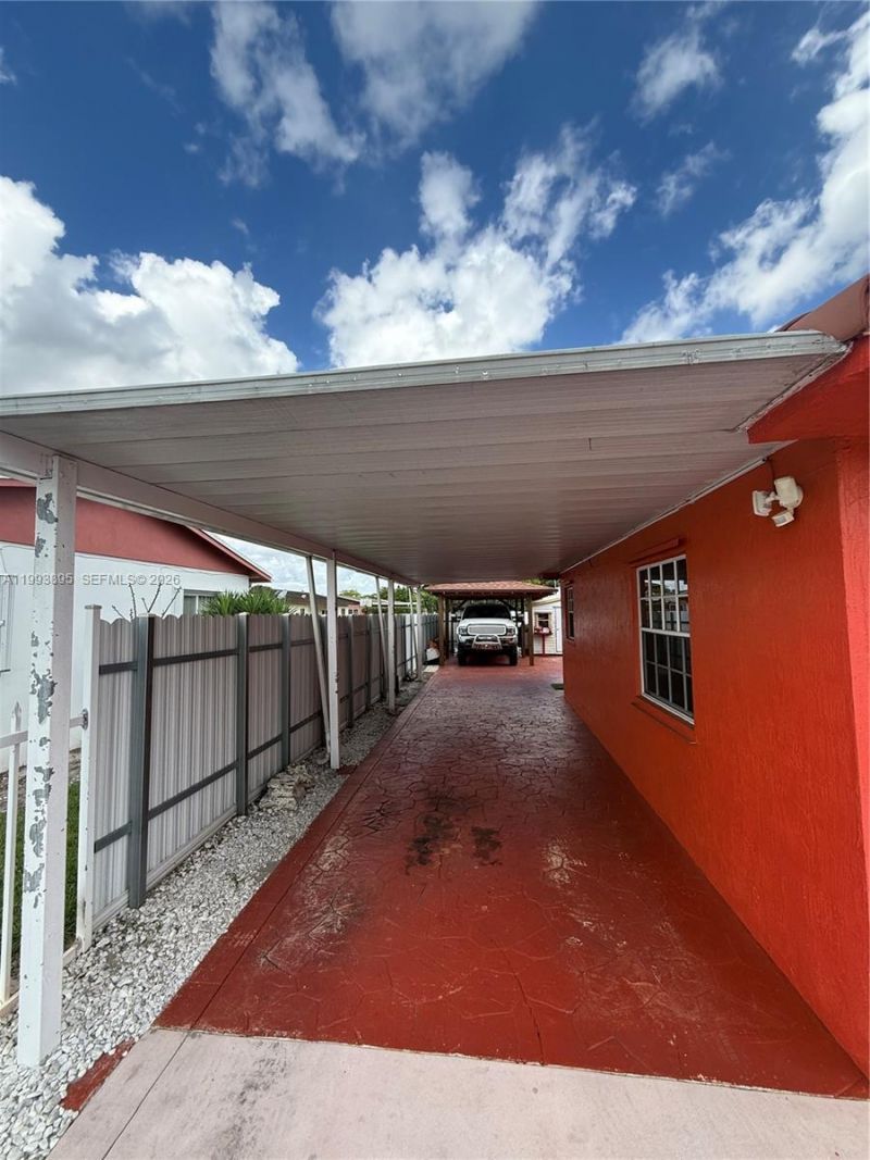 5223 NW 168th Ter , Miami Gardens, FL 33055 Photo