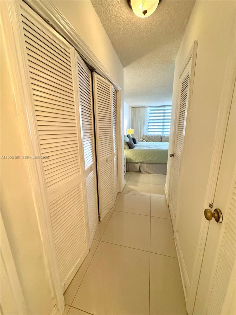 3725 S Ocean Dr , Unit 1221, Hollywood, FL 33019 Photo