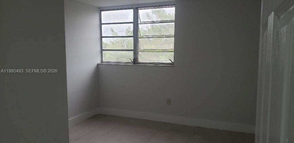 870 NW 87th Ave, Unit 407, Miami, FL 33172 Photo