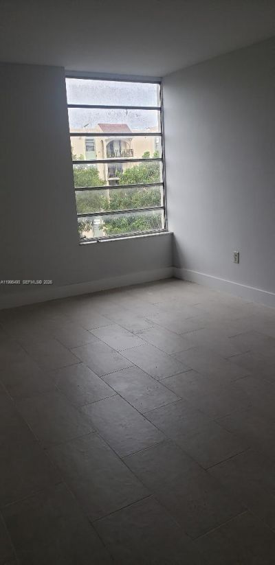 870 NW 87th Ave, Unit 407, Miami, FL 33172 Photo