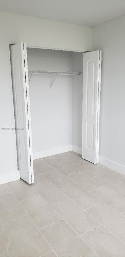 870 NW 87th Ave, Unit 407, Miami, FL 33172 Photo