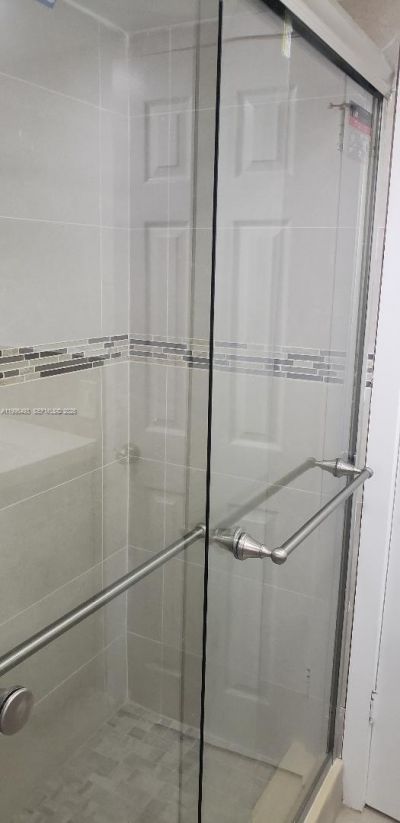 870 NW 87th Ave, Unit 407, Miami, FL 33172 Photo
