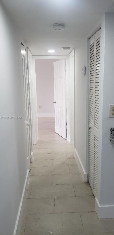 870 NW 87th Ave, Unit 407, Miami, FL 33172 Photo