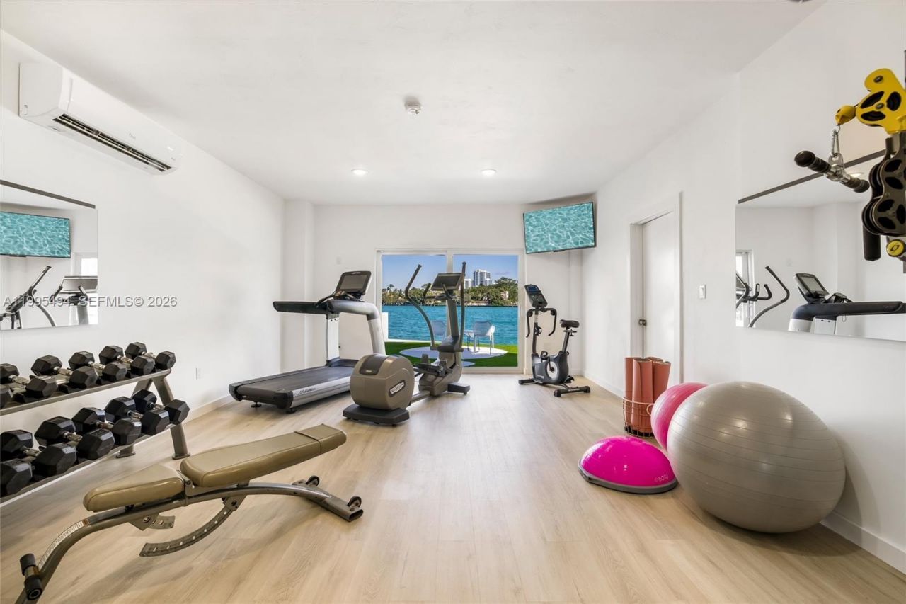 9881 E Bay Harbor Dr, Unit 502, Bay Harbor Islands, FL 33154 Photo