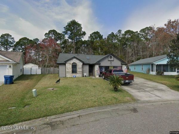 407 MOBY DICK Drive N, Jacksonville, FL 32218