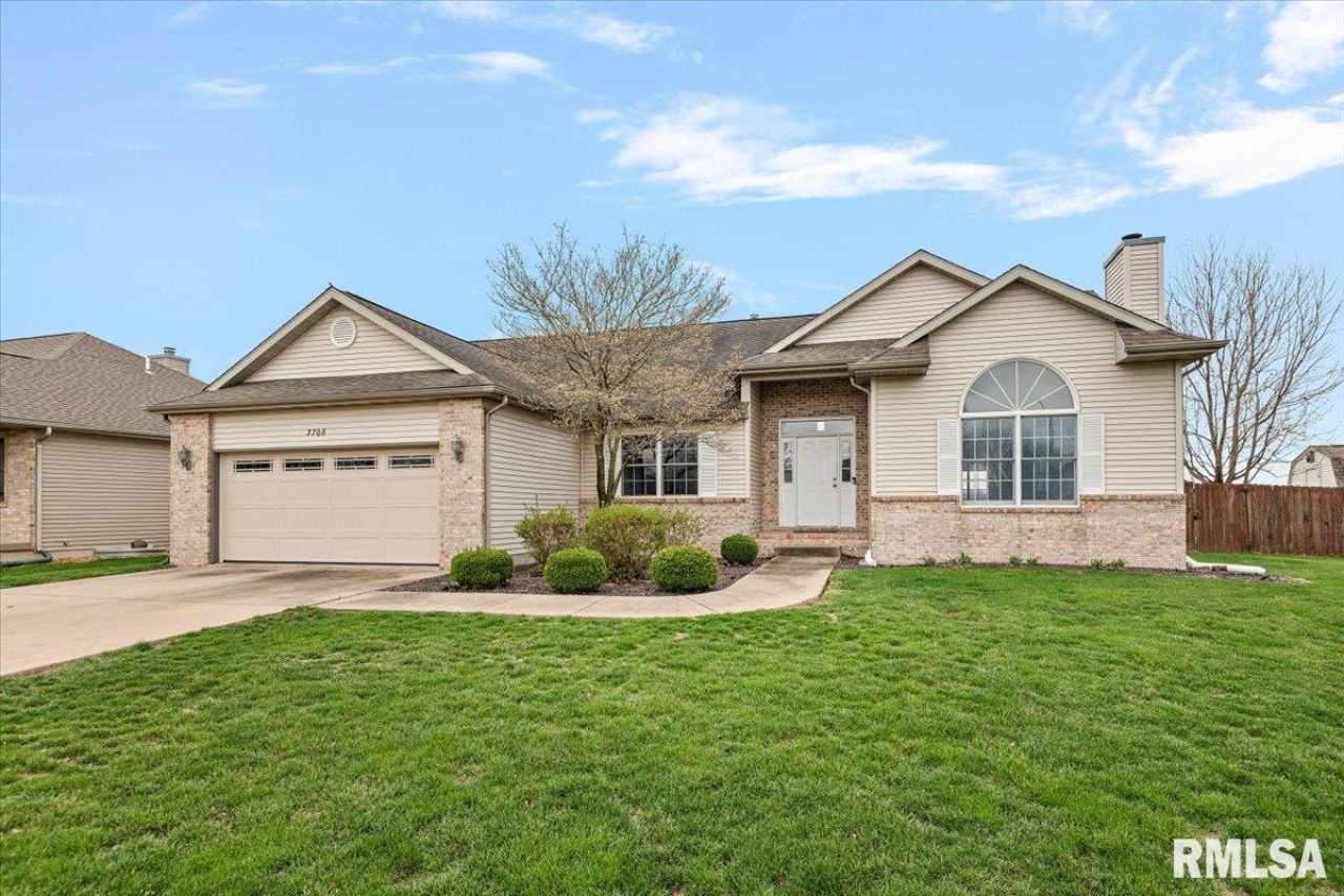3708 Switchgrass Court, Springfield, IL 62712 Main Photo