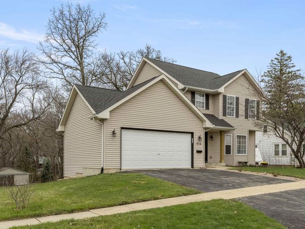 918 JULIEN Street, BELVIDERE, IL 61008