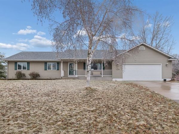 1528 Shore Haven Court, Menomonie, WI 54751