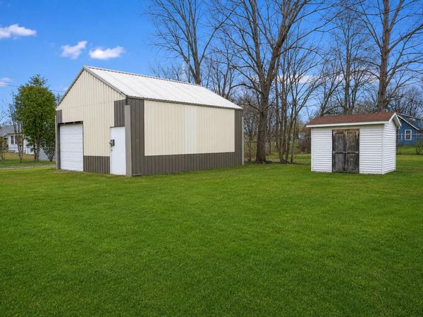 307 S East Street, Knox, IN 46534