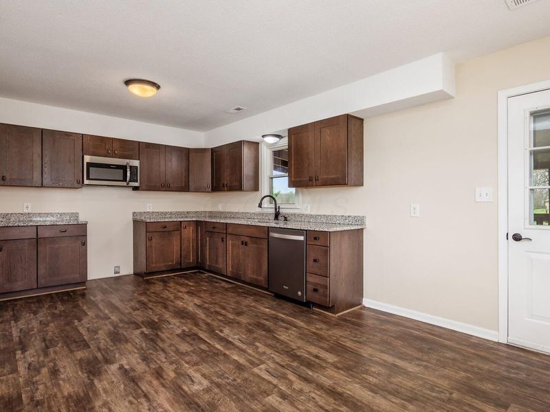 2090 Crumley Road SW, Lancaster, OH 43130 Photo 13