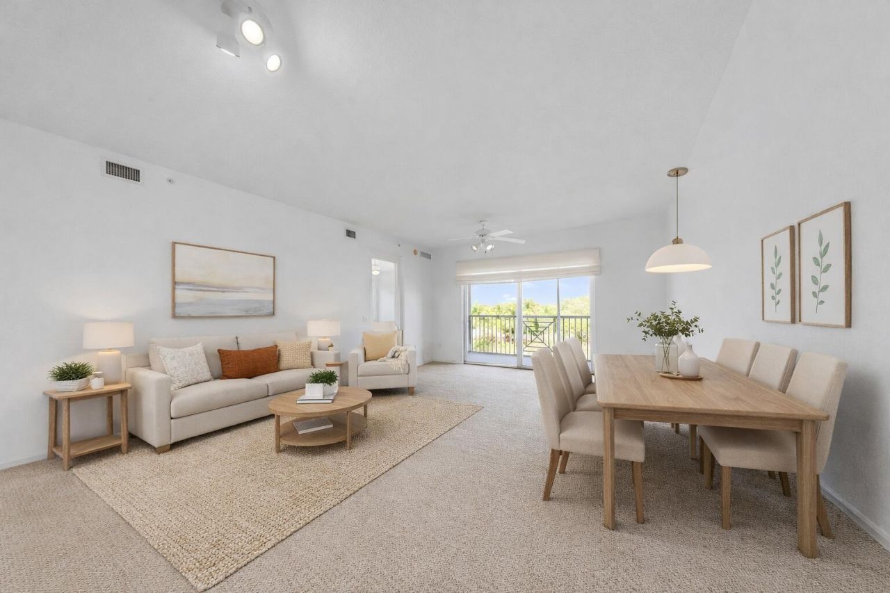 3600 Oaks Clubhouse Drive, Unit 501, Pompano Beach, FL 33069 Photo