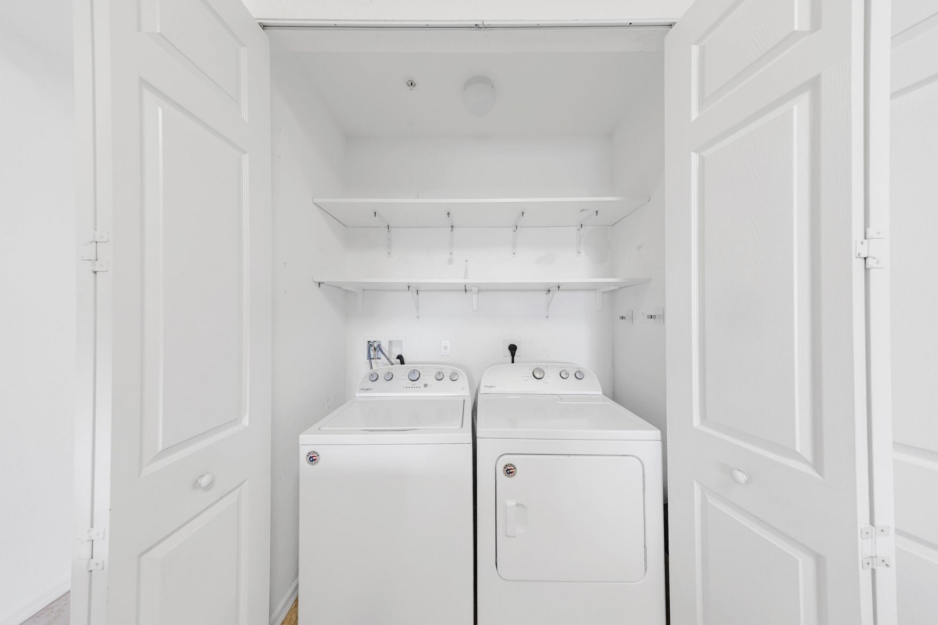 3600 Oaks Clubhouse Drive, Unit 501, Pompano Beach, FL 33069 Photo