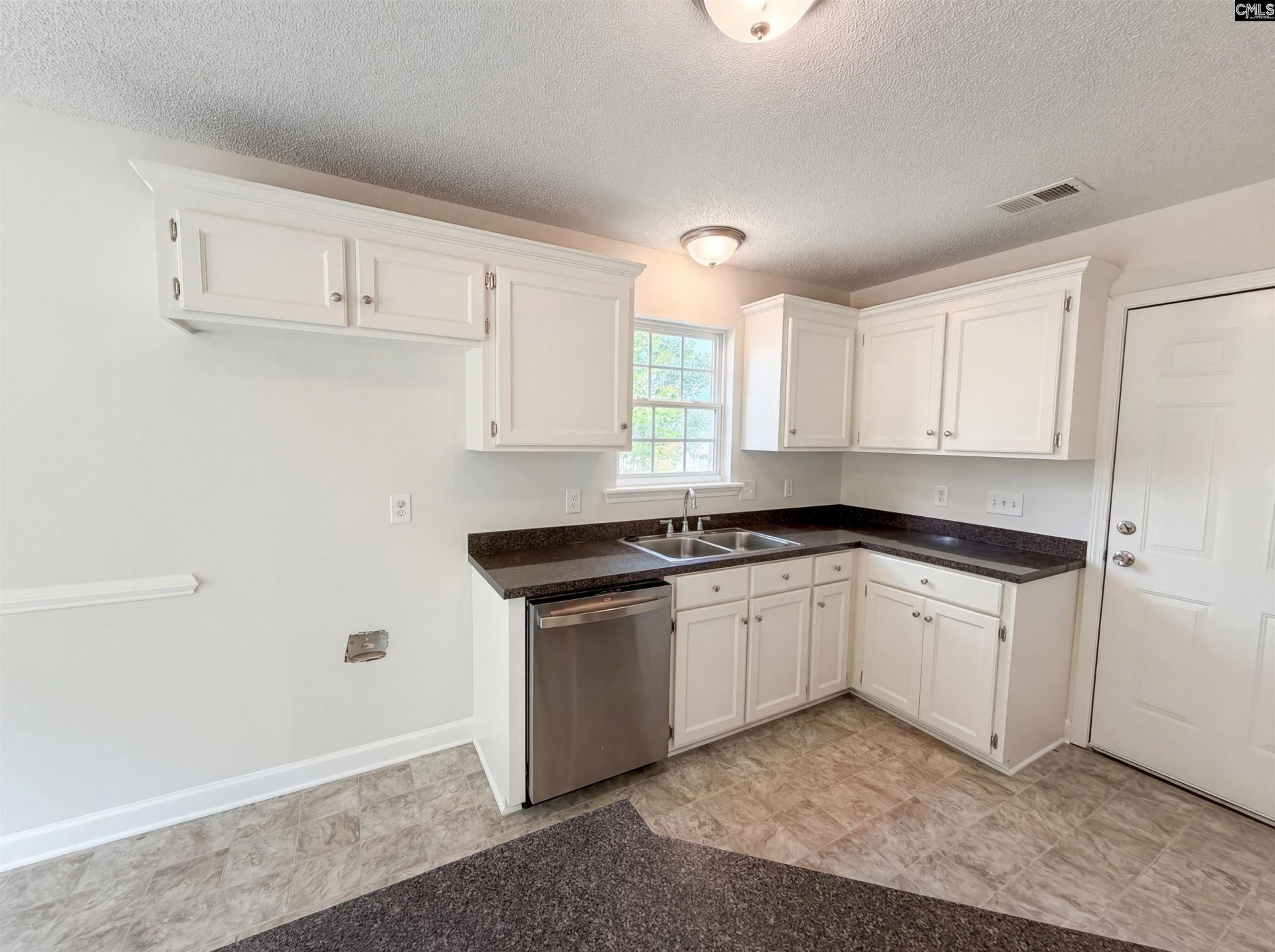 308 Algrave Way Photo 21