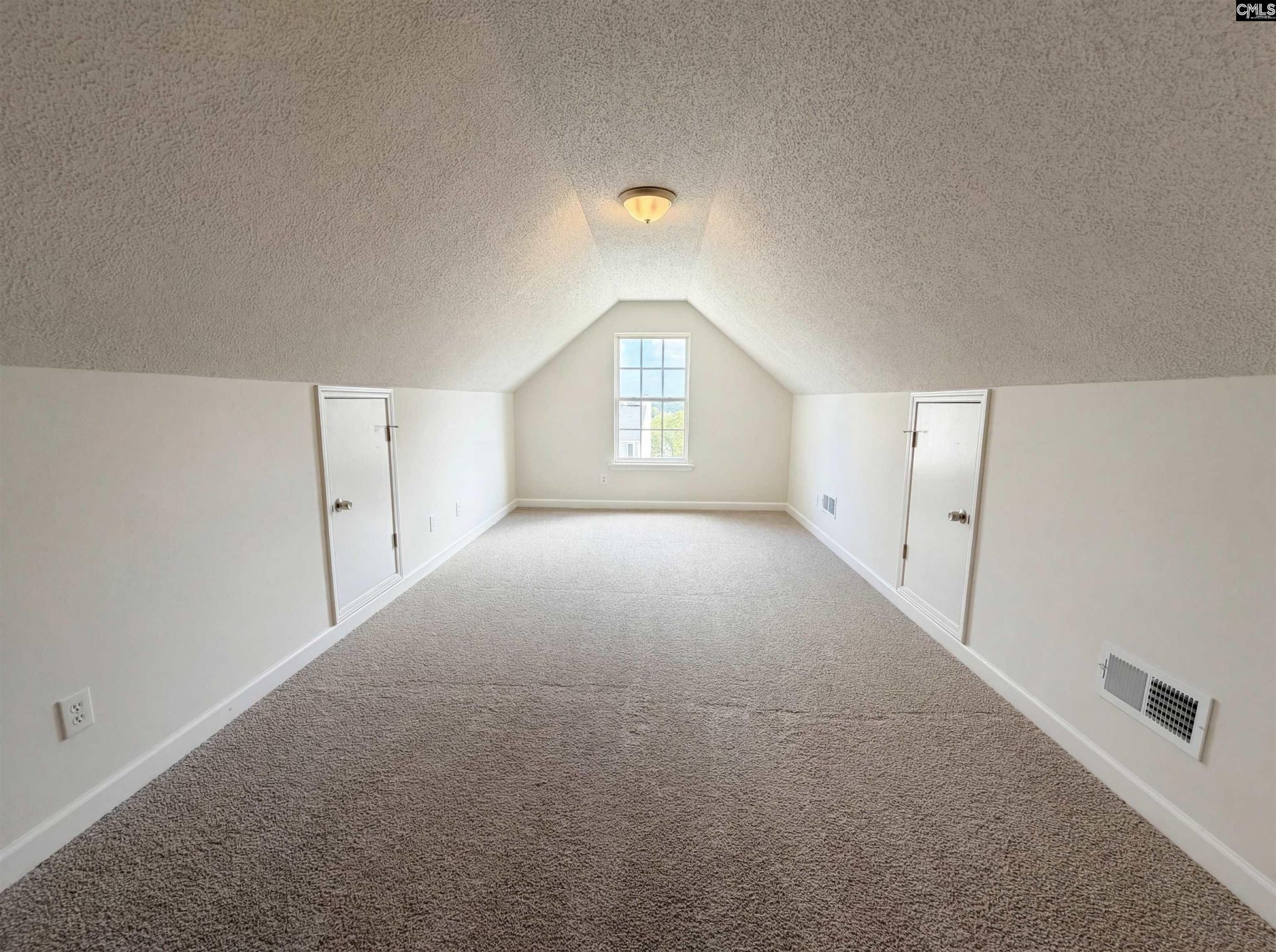 308 Algrave Way Photo 22