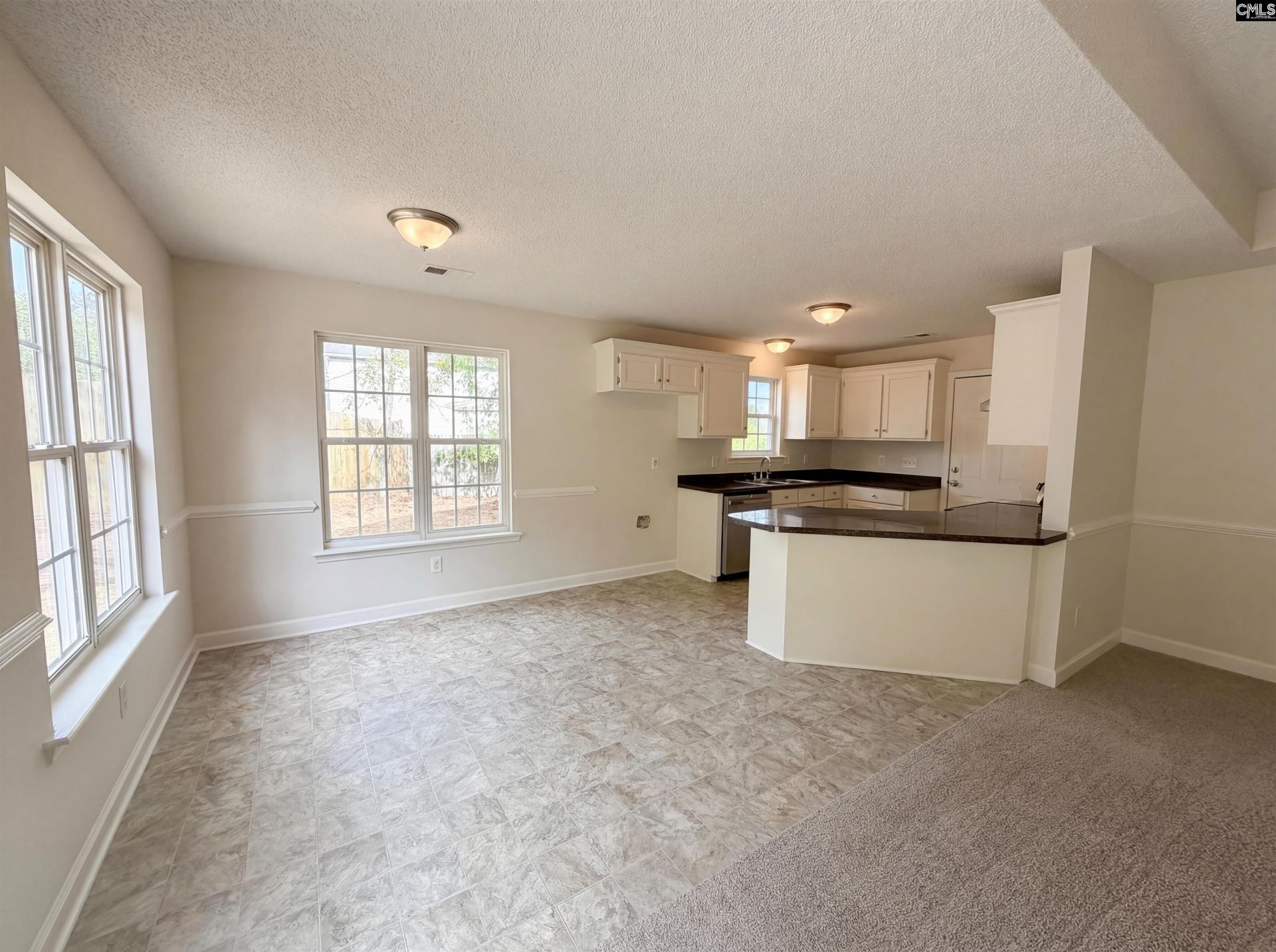 308 Algrave Way Photo 9