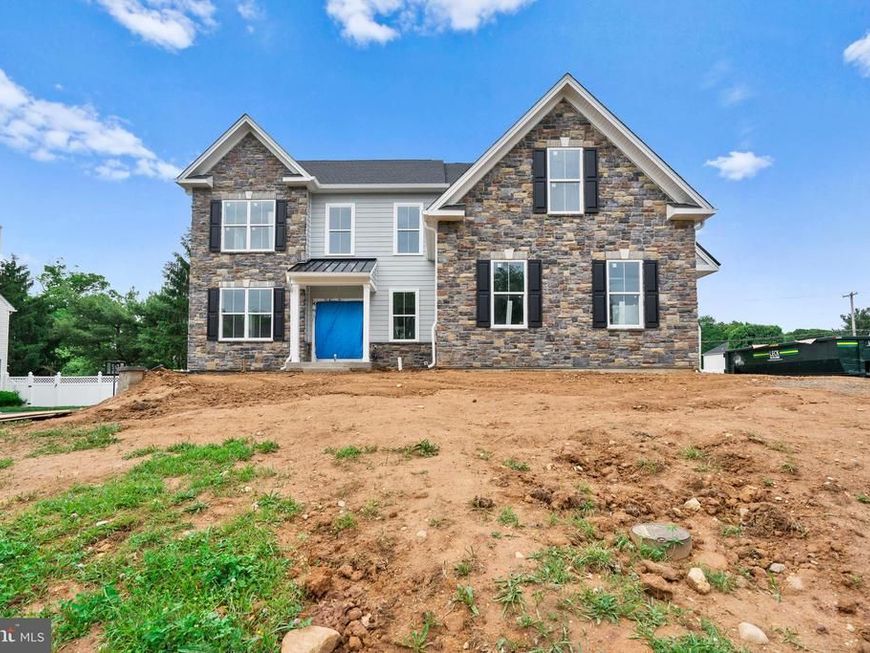 1055 Garey Drive, Yardley, PA 19067 Main Photo
