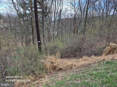 988 HORSEMAN DRIVE, AUBURN, PA 17922