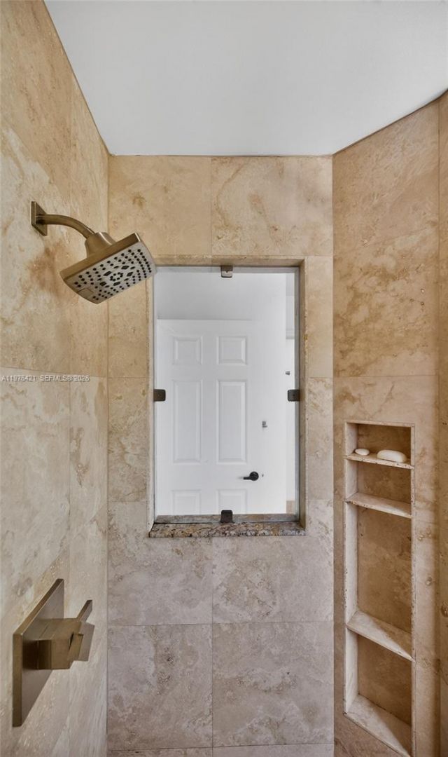 1008 Highland Meadows Dr , Weston, FL 33327 Photo