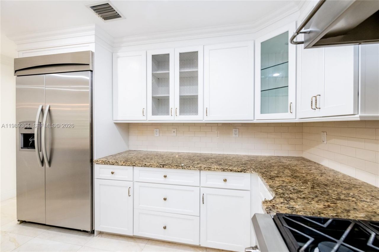 4160 Bay Point Rd , Miami, FL 33137 Photo