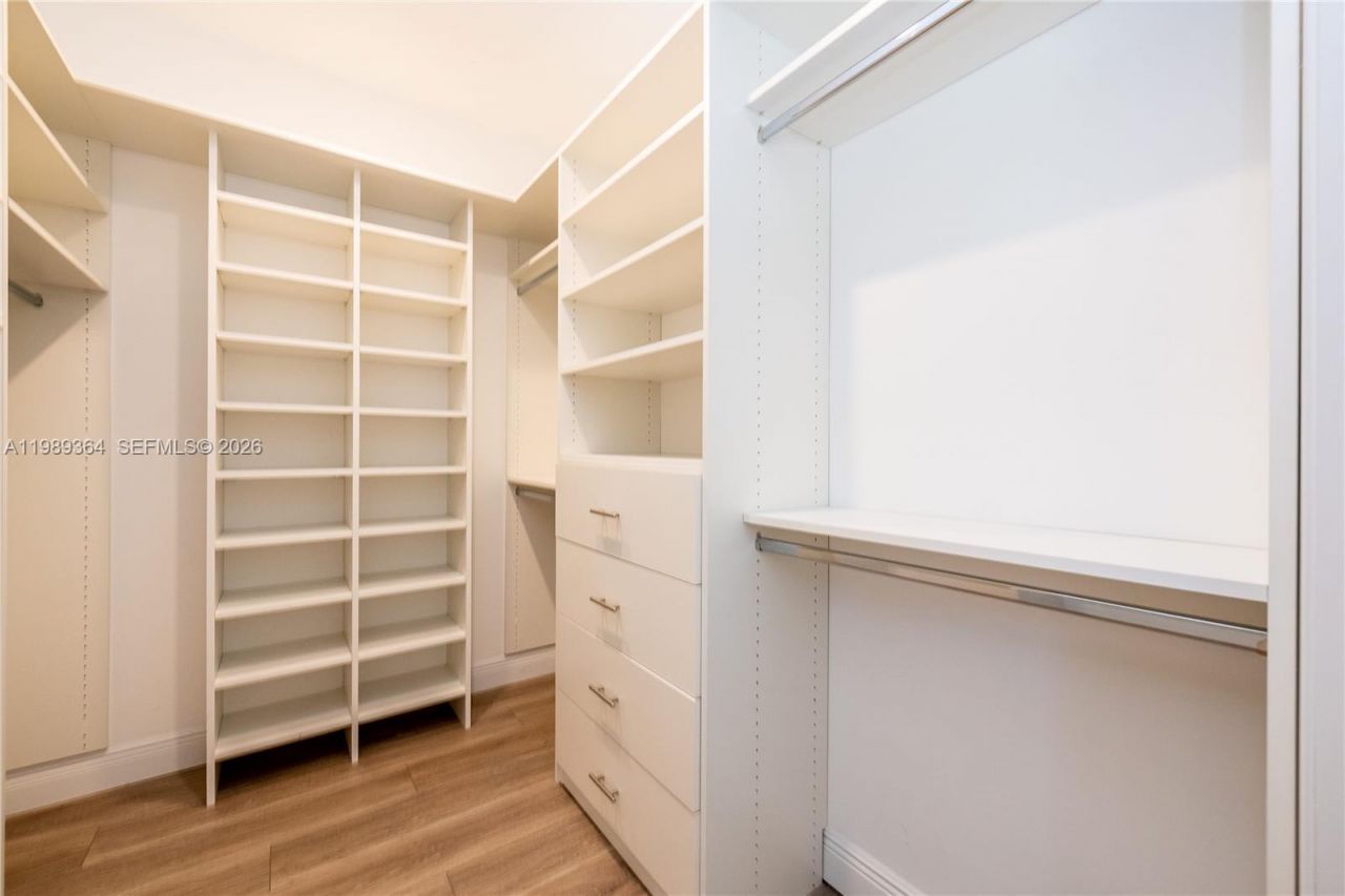 4160 Bay Point Rd , Miami, FL 33137 Photo