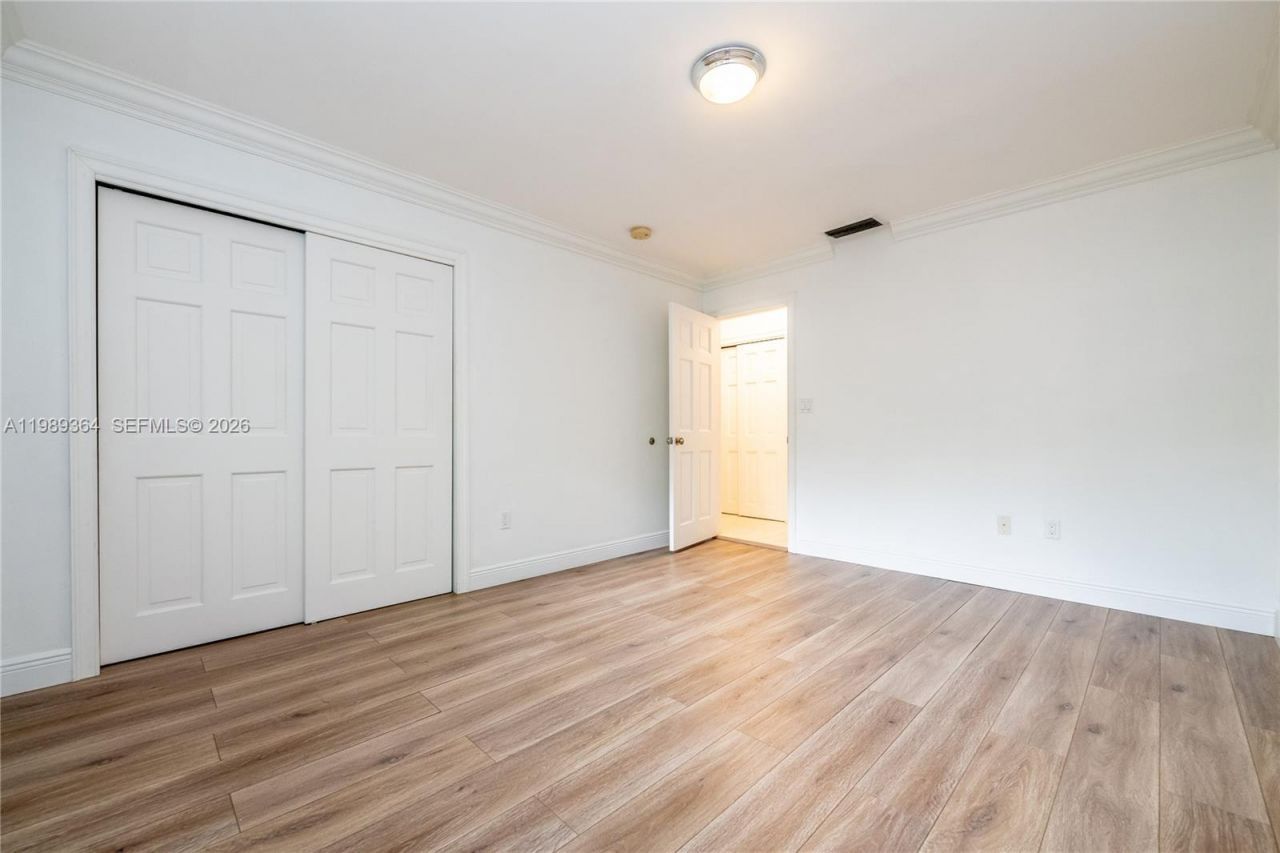 4160 Bay Point Rd , Miami, FL 33137 Photo