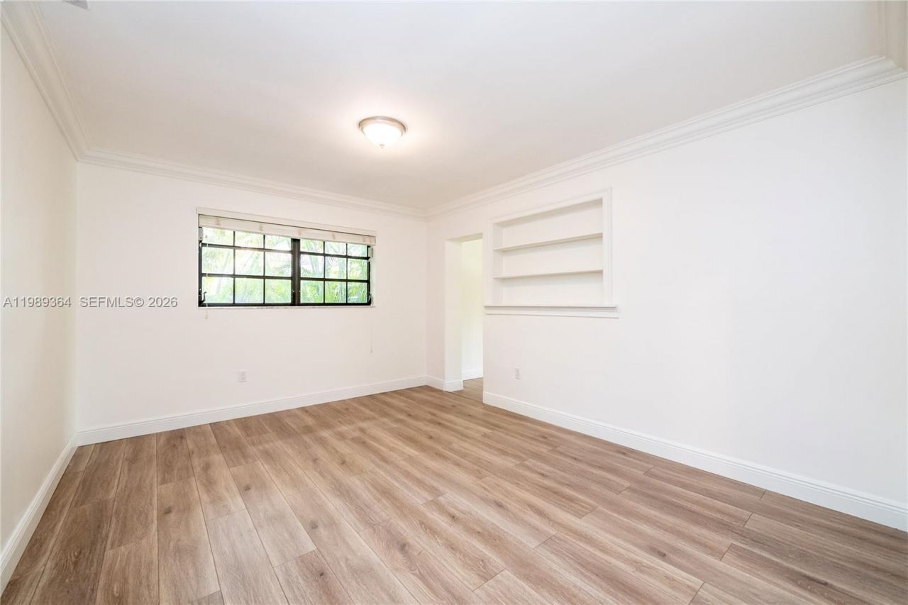 4160 Bay Point Rd , Miami, FL 33137 Photo