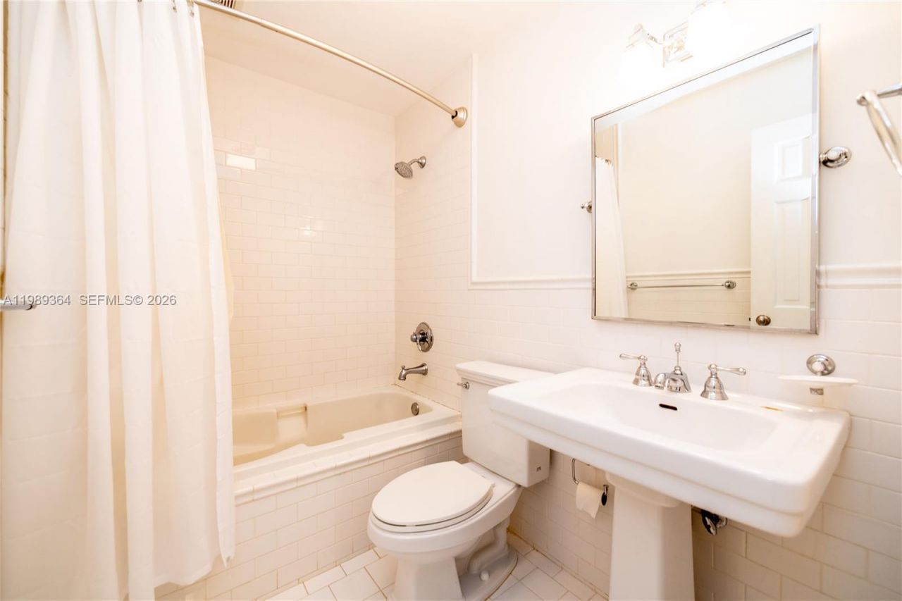 4160 Bay Point Rd , Miami, FL 33137 Photo