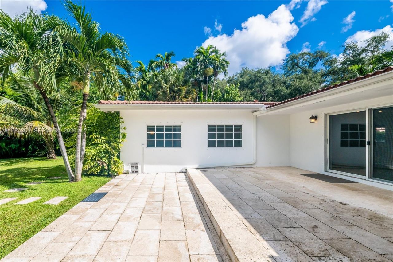 4160 Bay Point Rd , Miami, FL 33137 Photo