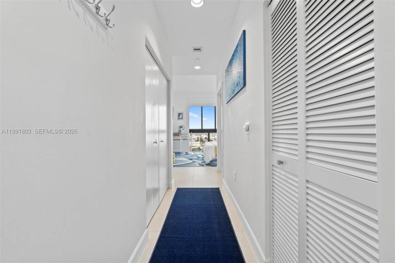 5350 NW 84th Ave, Unit 2013, Doral, FL 33166 Photo