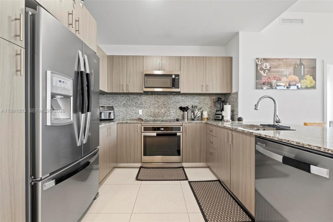 5350 NW 84th Ave, Unit 2013, Doral, FL 33166 Photo