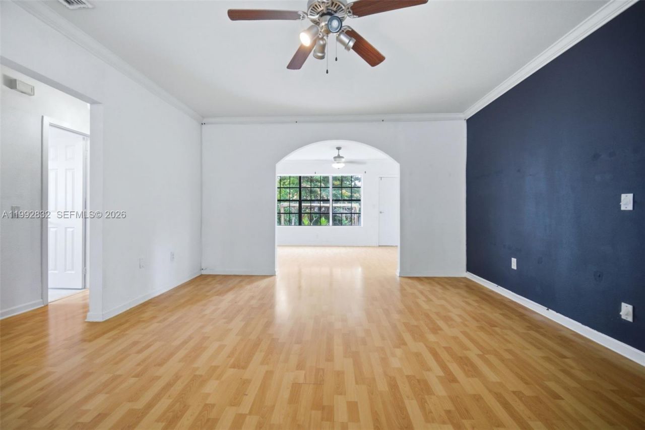 6336 SW 9th St , West Miami, FL 33144 Photo