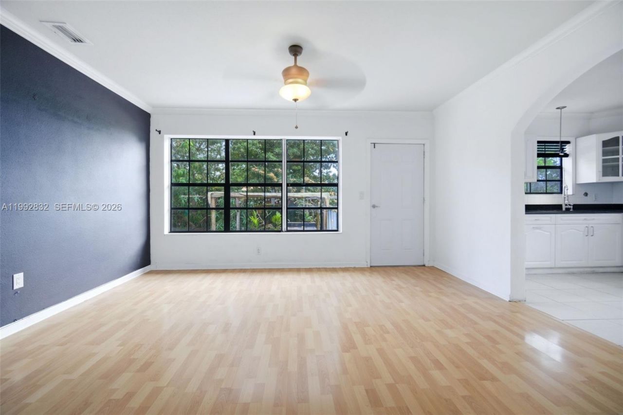 6336 SW 9th St , West Miami, FL 33144 Photo