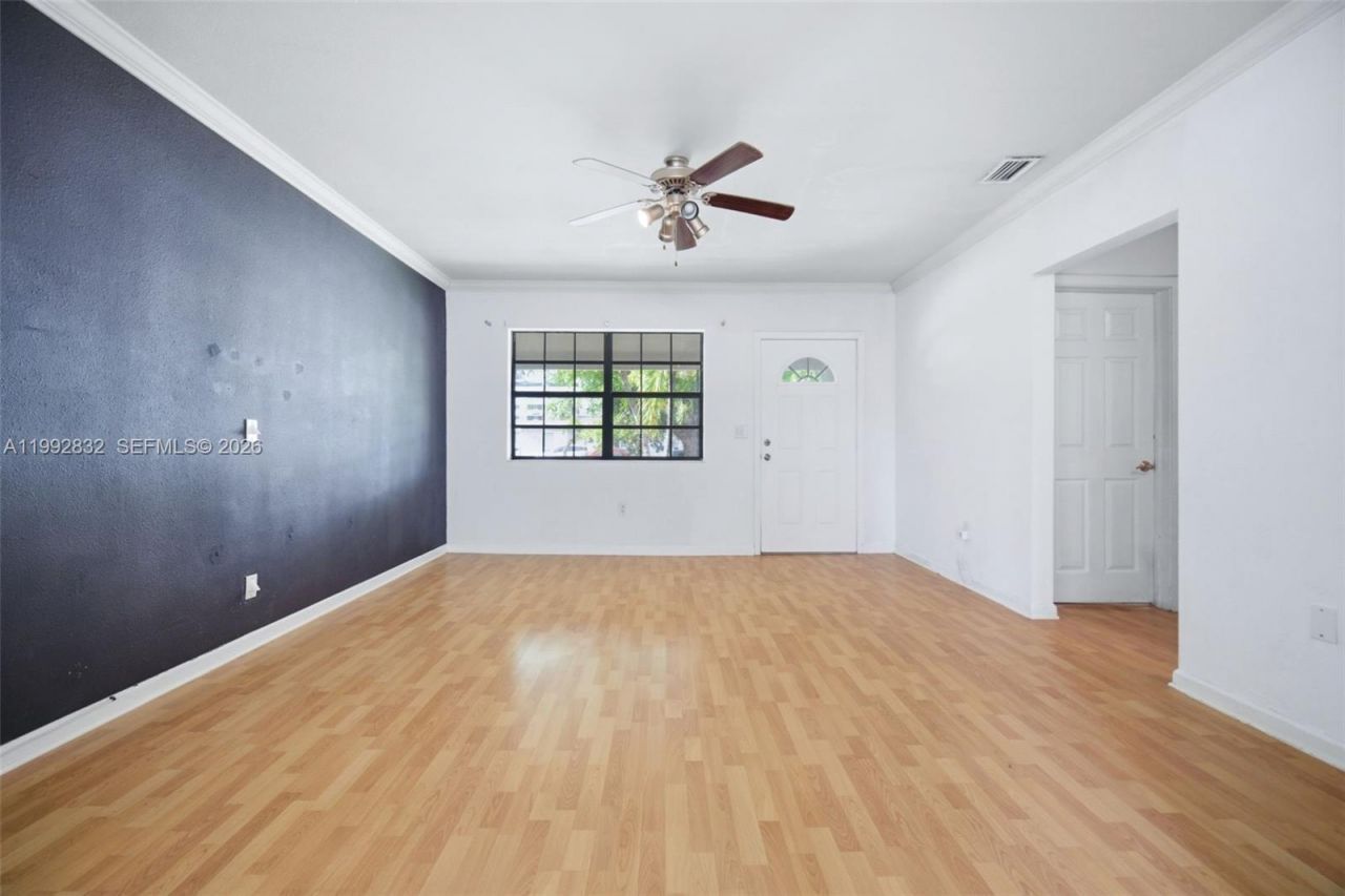 6336 SW 9th St , West Miami, FL 33144 Photo