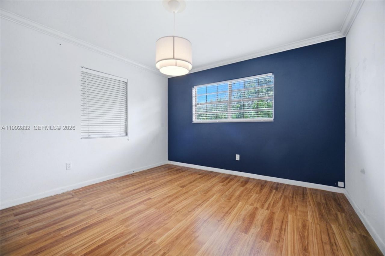 6336 SW 9th St , West Miami, FL 33144 Photo