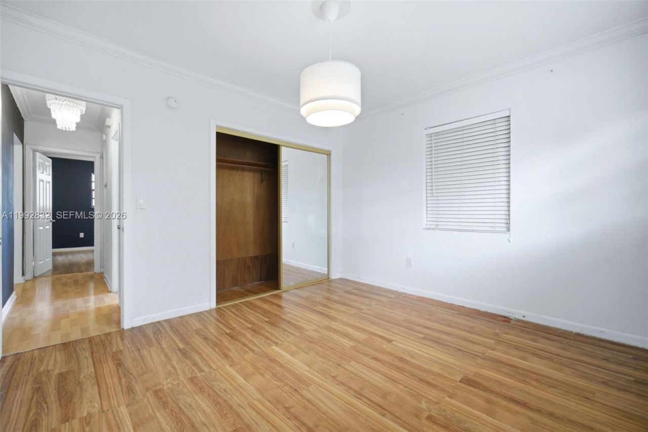 6336 SW 9th St , West Miami, FL 33144 Photo