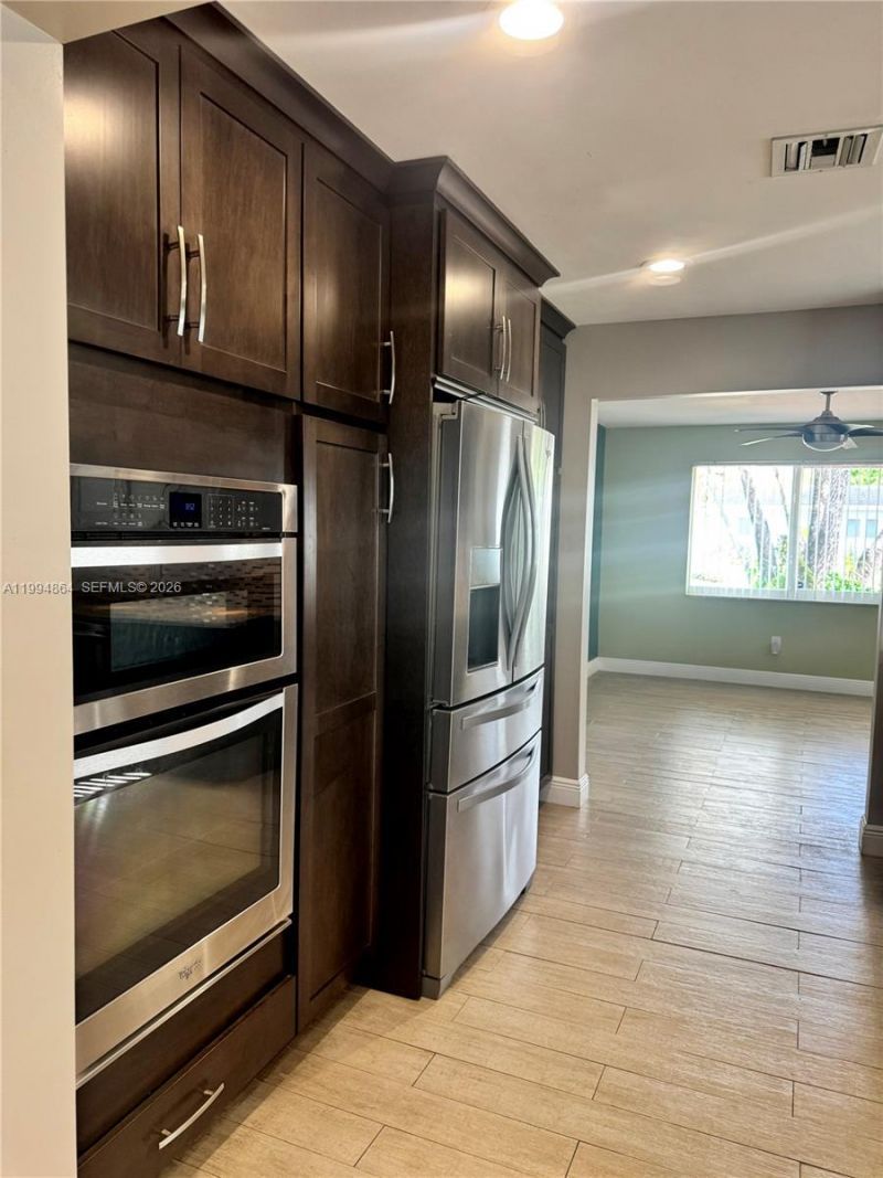 10760 SW 63rd St, Miami, FL 33173 Photo