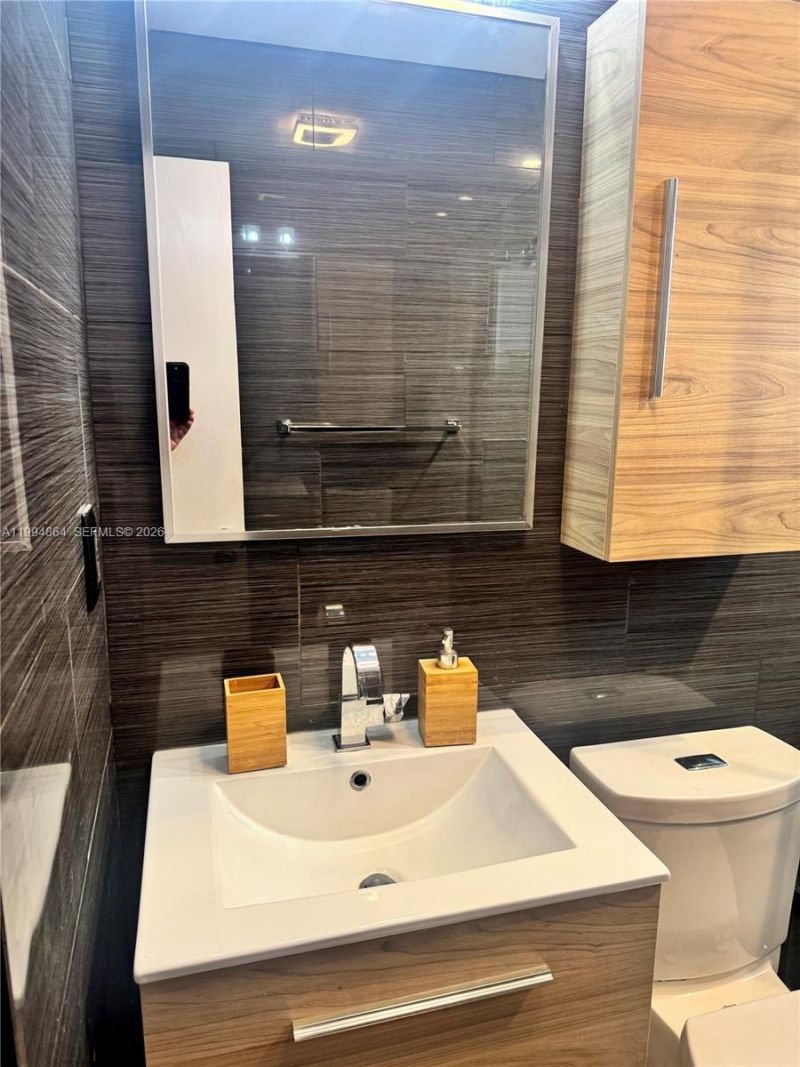 10760 SW 63rd St, Miami, FL 33173 Photo