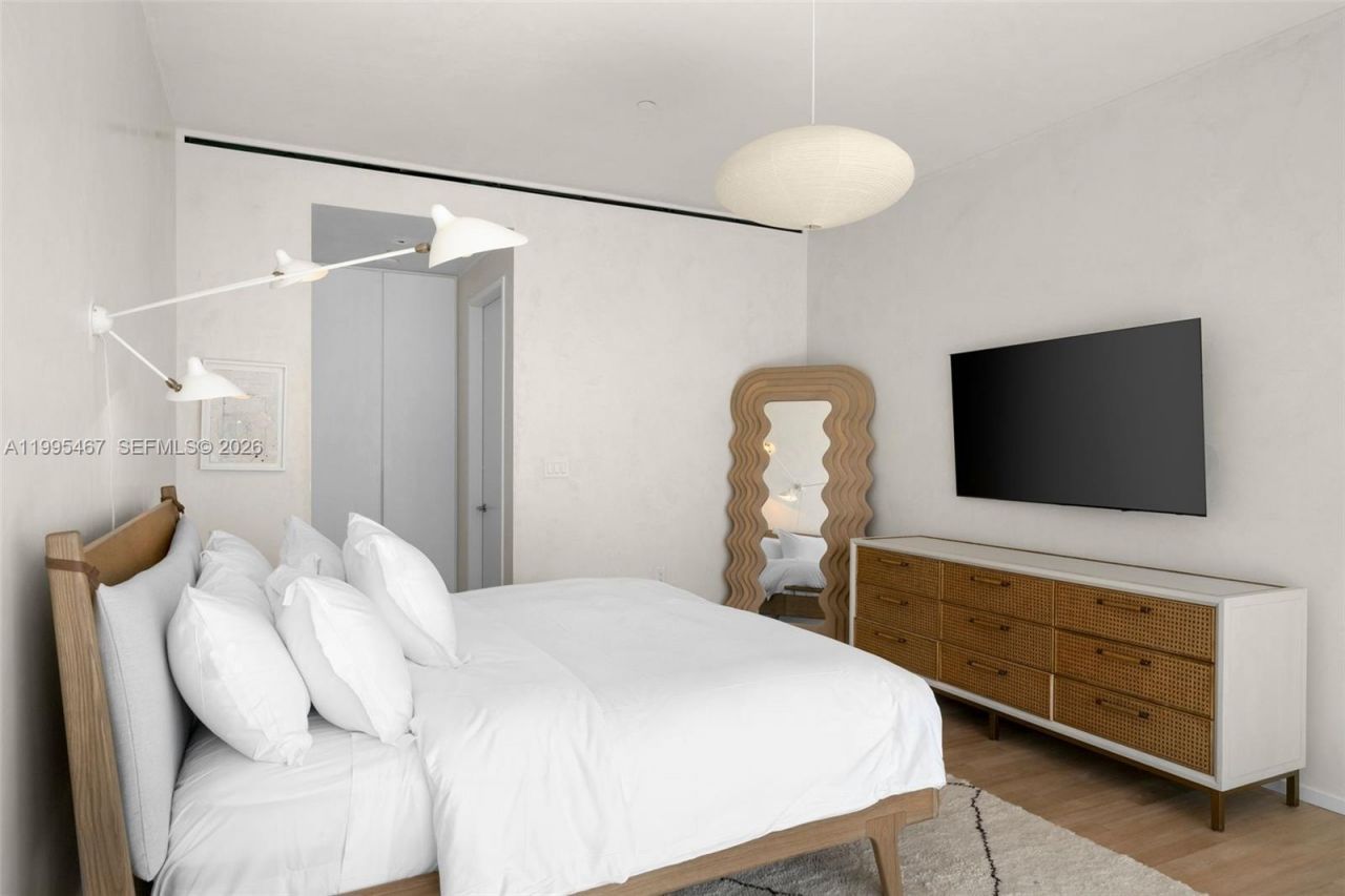 2901 Collins Ave, Unit 1204, Miami Beach, FL 33140 Photo