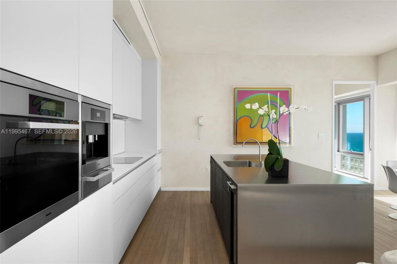 2901 Collins Ave, Unit 1204, Miami Beach, FL 33140 Photo