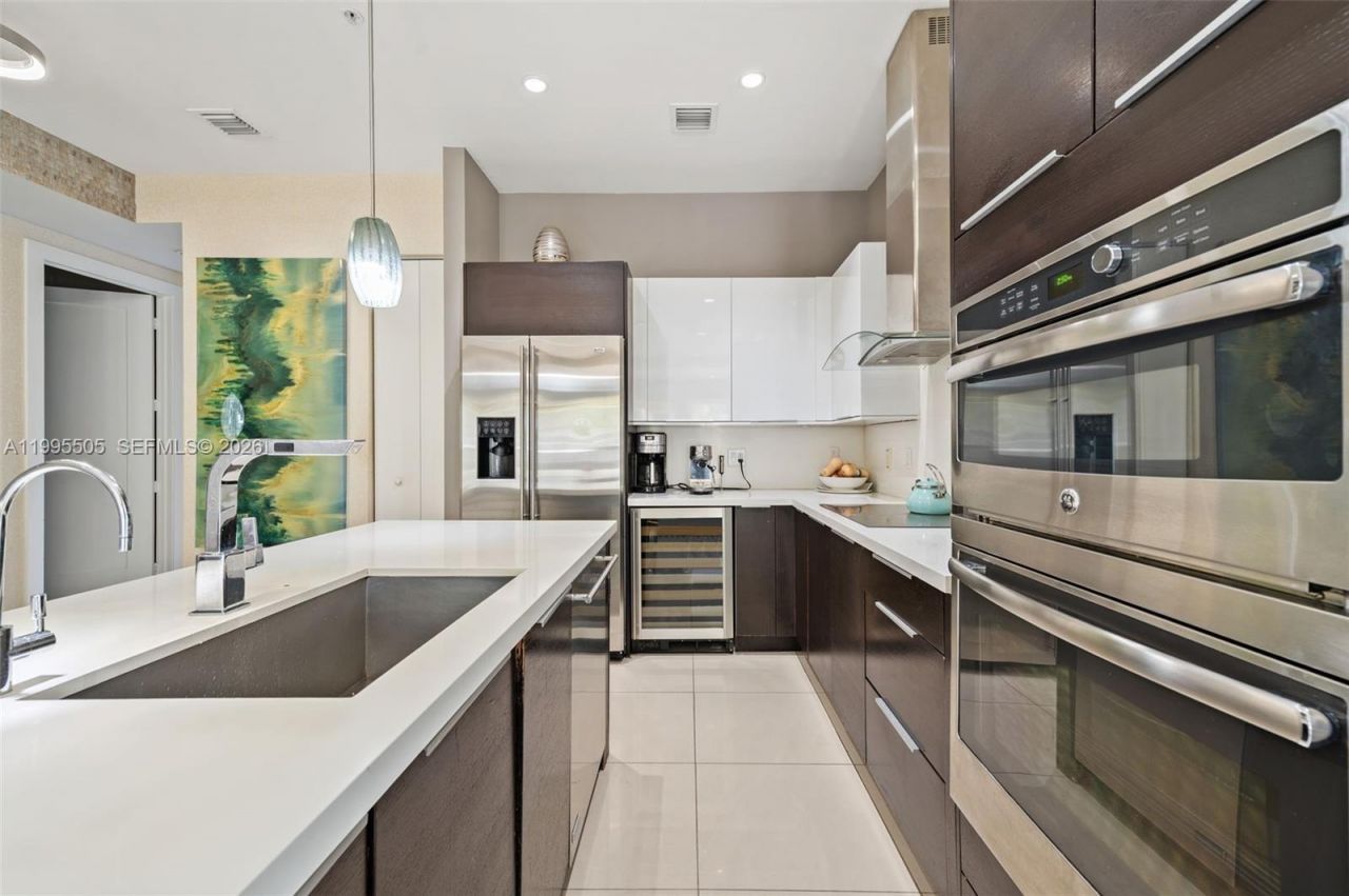 10305 NW 63rd Ter, Unit 105, Doral, FL 33178 Photo