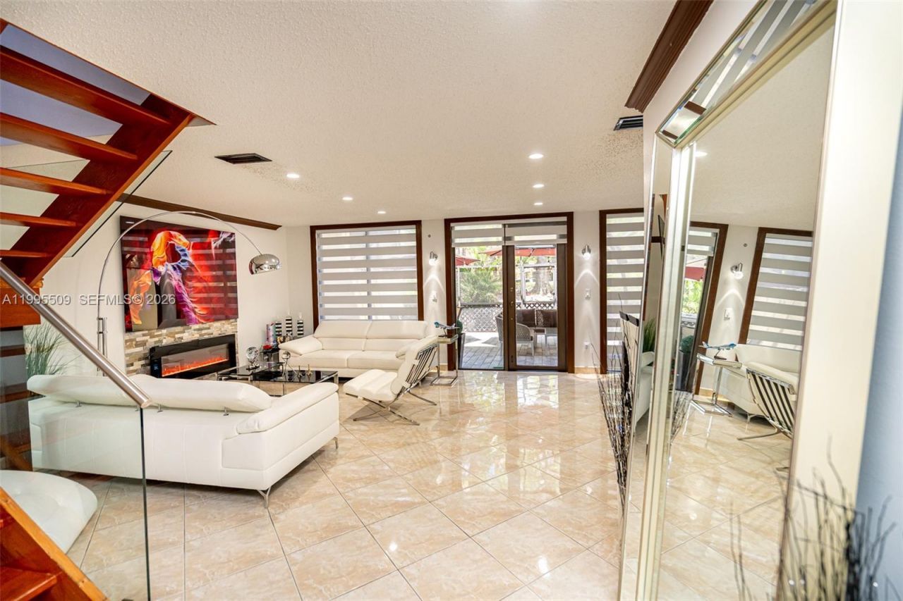 9955 Costa Del Sol Blvd, Unit H-108B, Doral, FL 33178 Photo