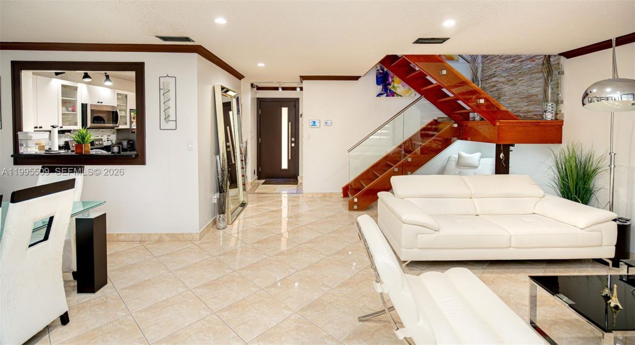 9955 Costa Del Sol Blvd, Unit H-108B, Doral, FL 33178 Photo