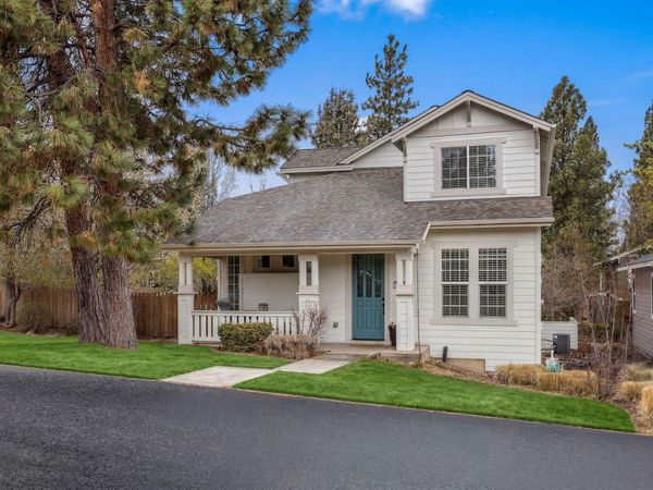 61477 Cultus Lake Court, Bend, OR 97702